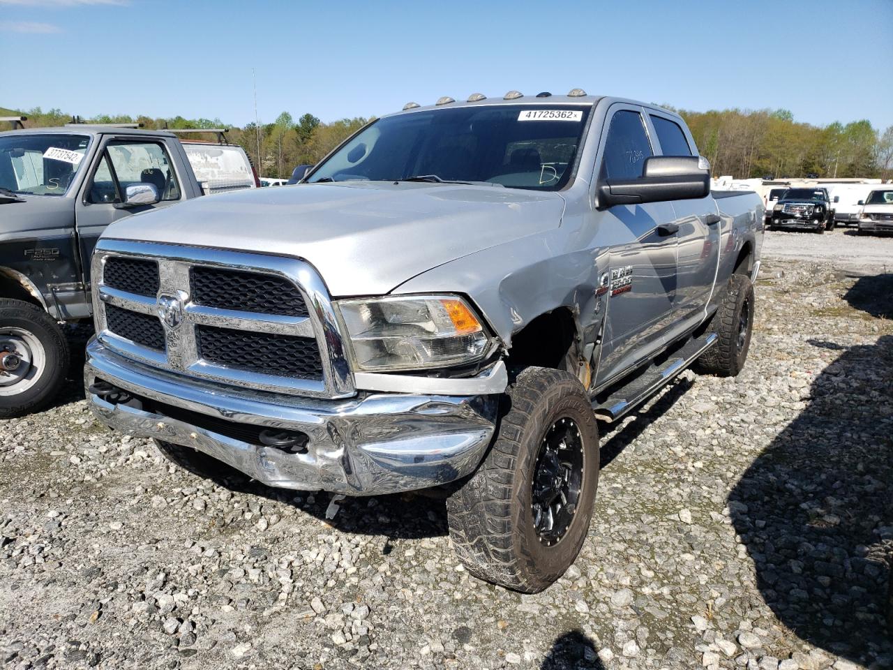 Photo 2 from auction – 2017 RAM 2500 ST with VIN 3C6UR5CL1HG517221