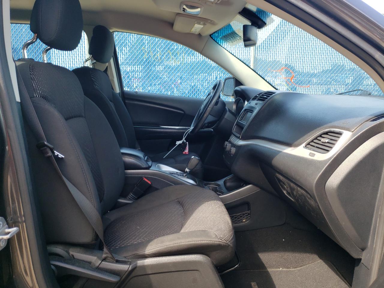 Photo 5 from auction – 2015 DODGE JOURNEY SE with VIN 3C4PDCAB5FT747318