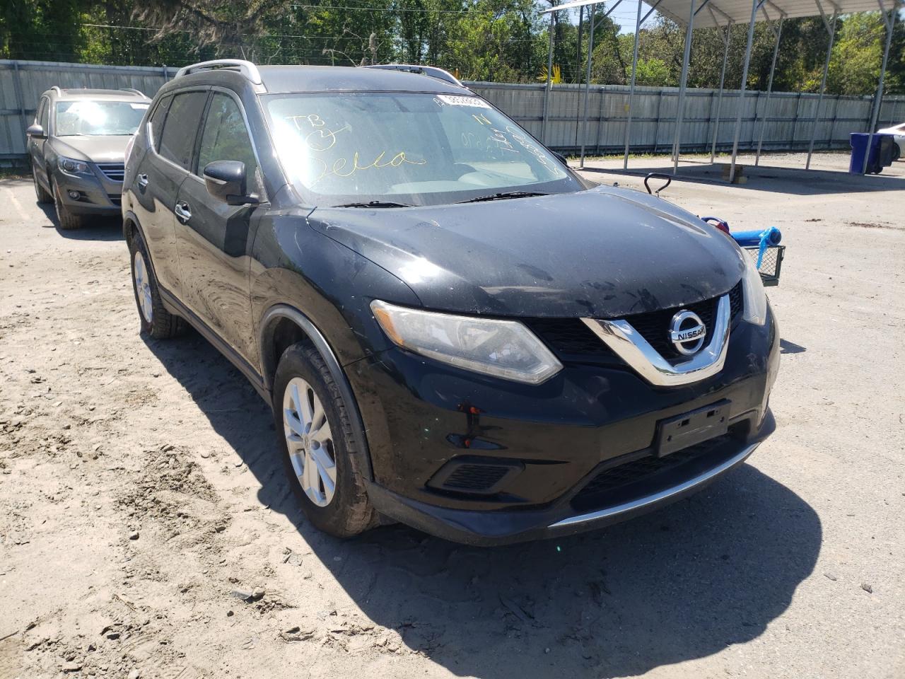 Photo 1 from auction – 2015 NISSAN ROGUE S with VIN KNMAT2MV2FP556890