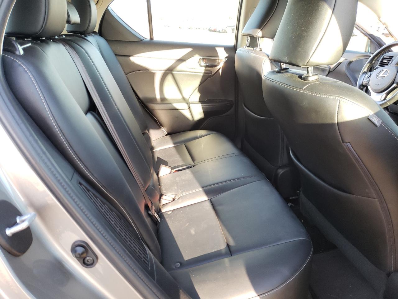 Photo 6 from auction – 2017 LEXUS CT 200 with VIN JTHKD5BH1H2301985