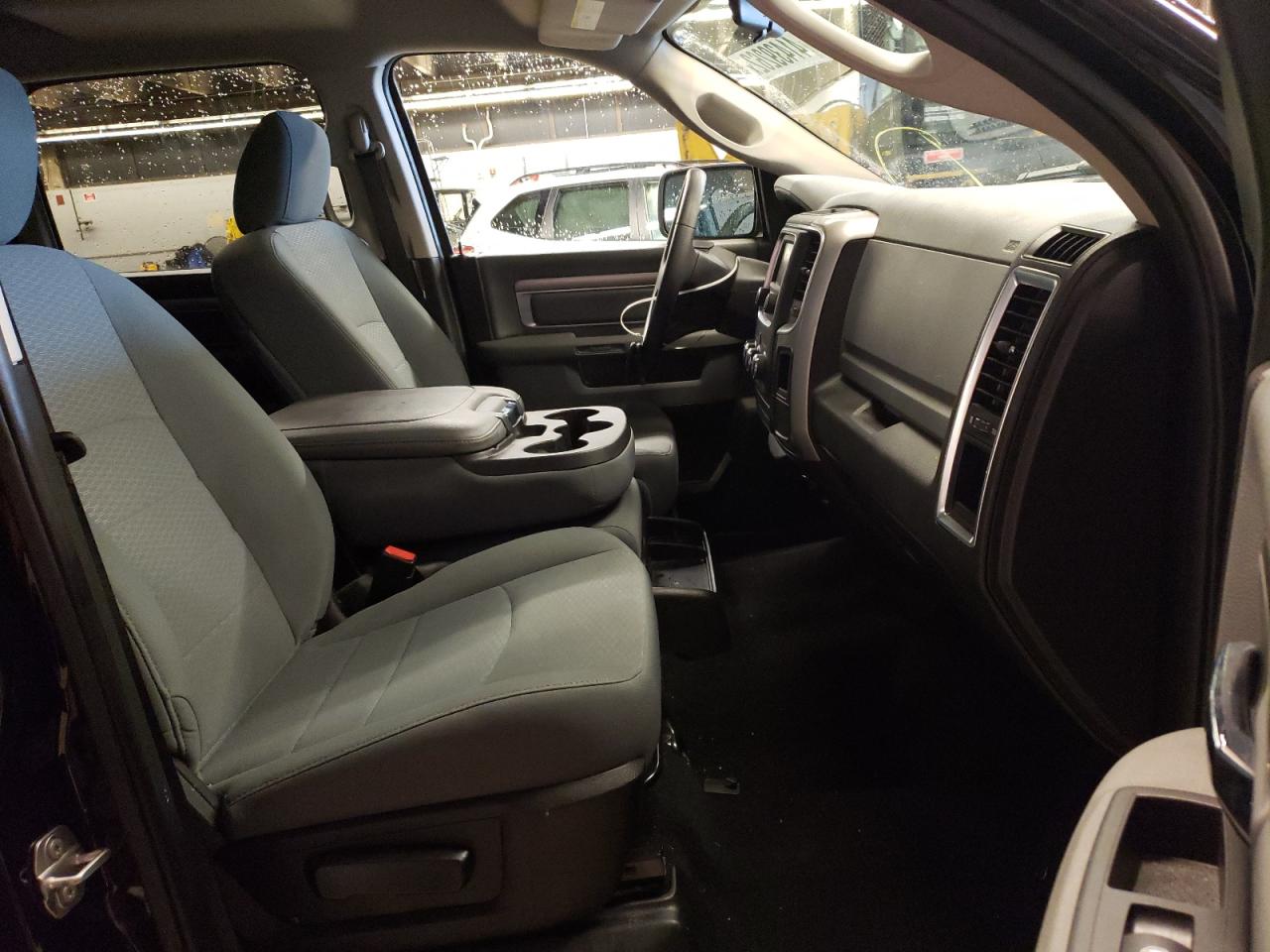Photo 5 from auction – 2019 RAM 1500 CLASS with VIN 1C6RR7LT3KS606001
