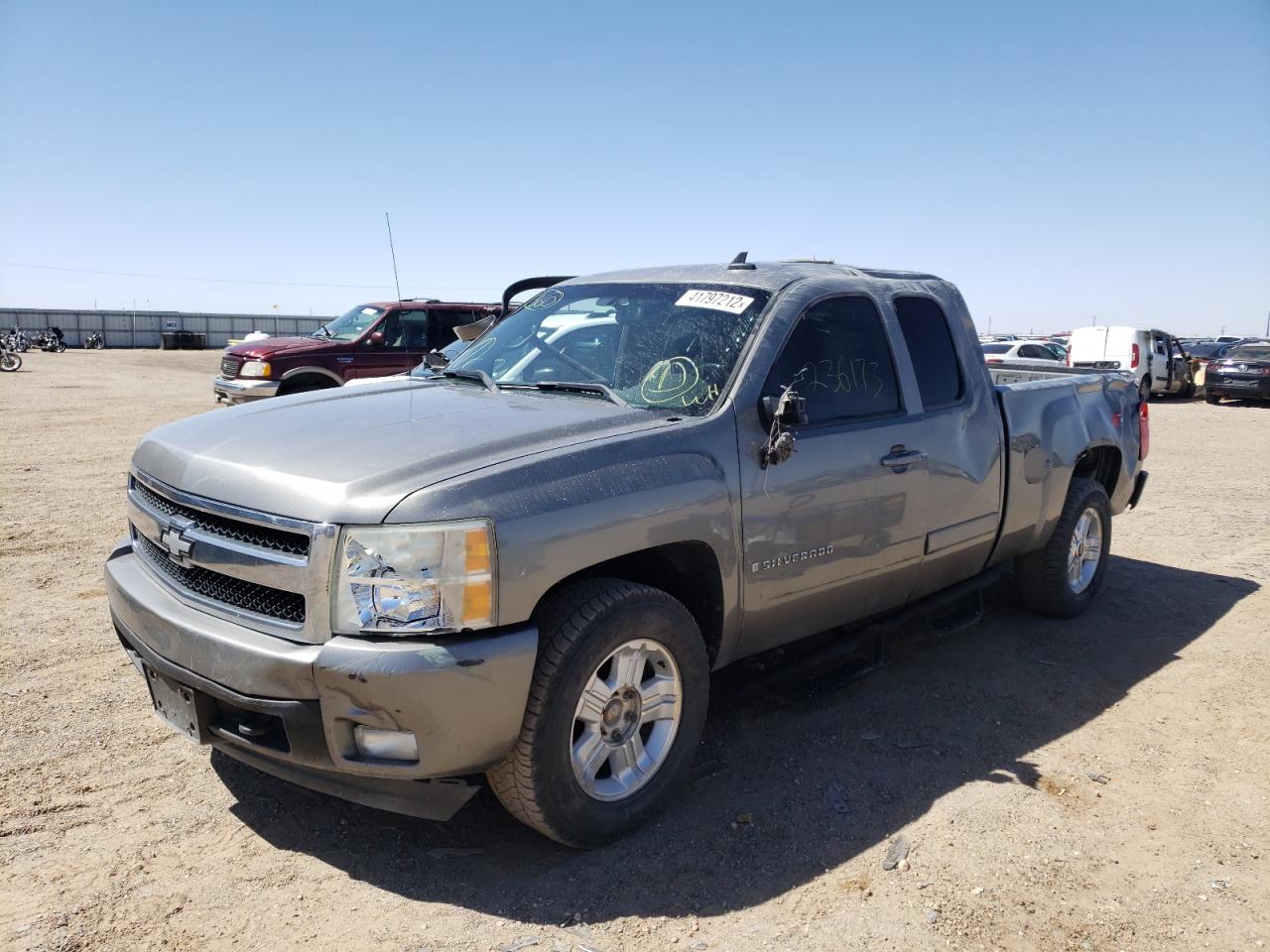 Photo 2 from auction – 2008 CHEVROLET SILVERADO with VIN 1GCEK19J68E195862