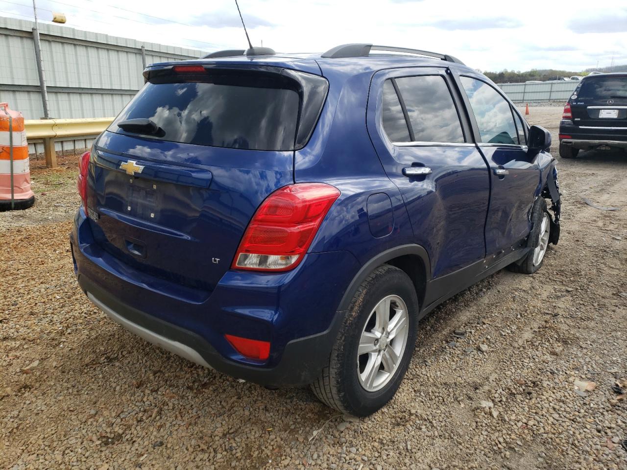 Photo 4 from auction – 2017 CHEVROLET TRAX 1LT with VIN 3GNCJLSB1HL160839