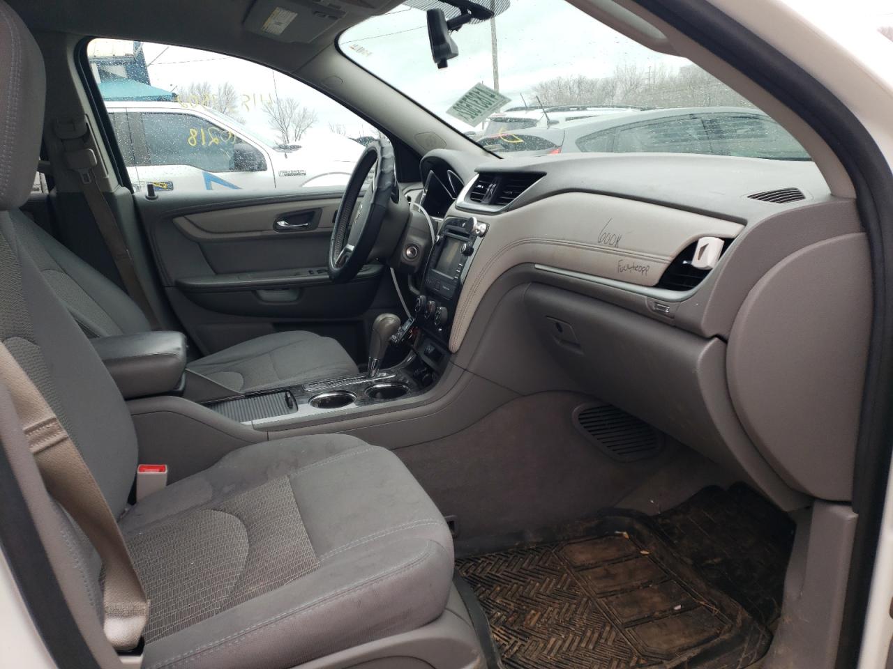 Photo 5 from auction – 2014 CHEVROLET TRAVERSE L with VIN 1GNKRGKD9EJ301723