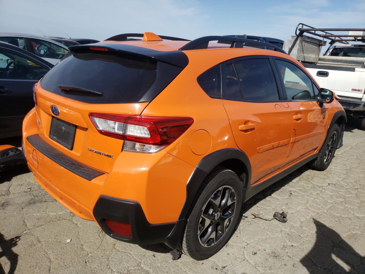 Photo 4 from auction – 2018 SUBARU CROSSTREK with VIN JF2GTACC1JH289198