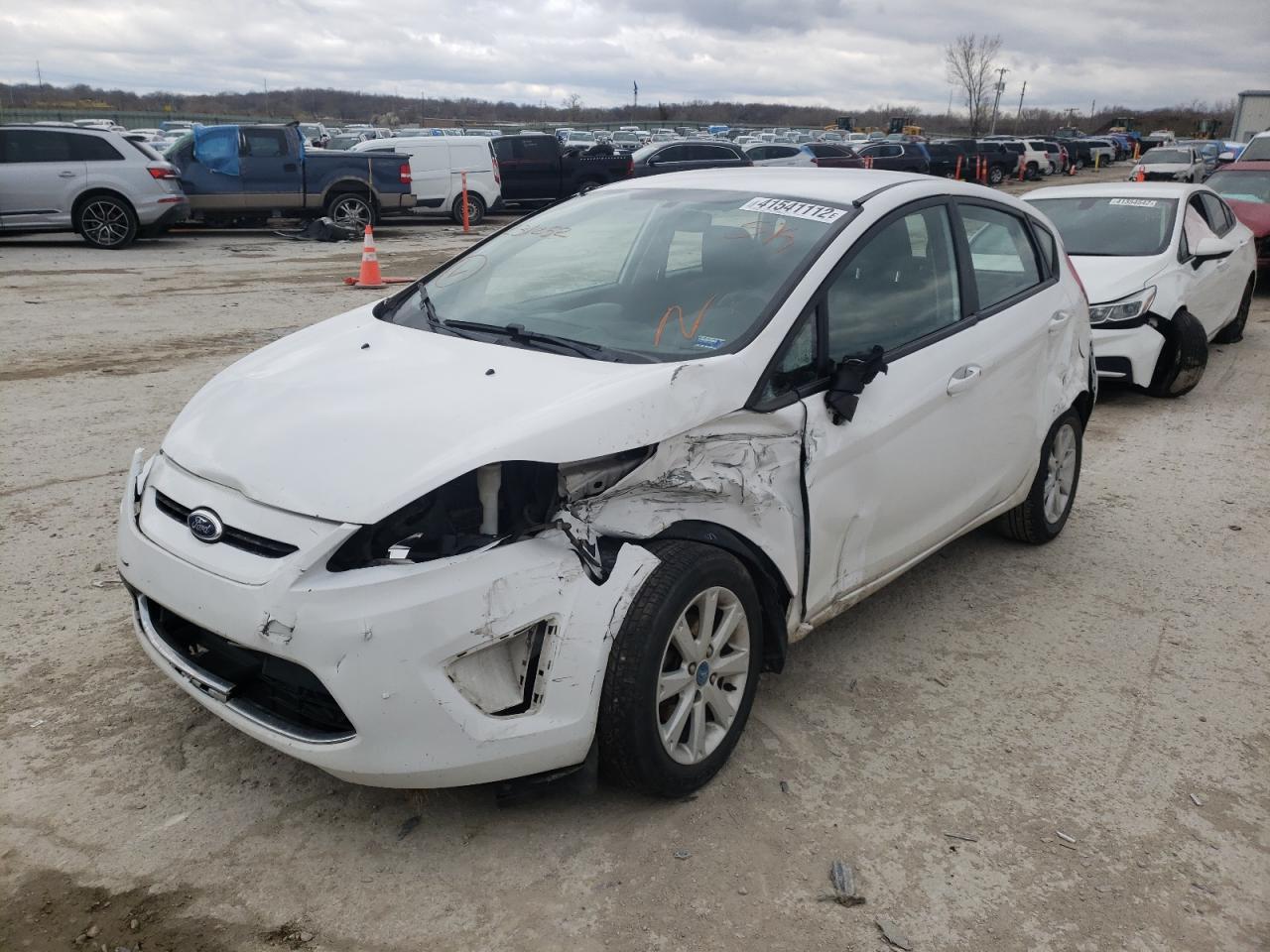 Photo 2 from auction – 2011 FORD FIESTA SE with VIN 3FADP4EJ2BM231252