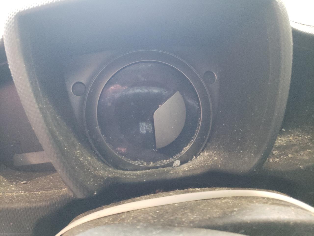 Photo 8 from auction – 2013 TOYOTA SCION XD with VIN JTKKUPB41D1032728