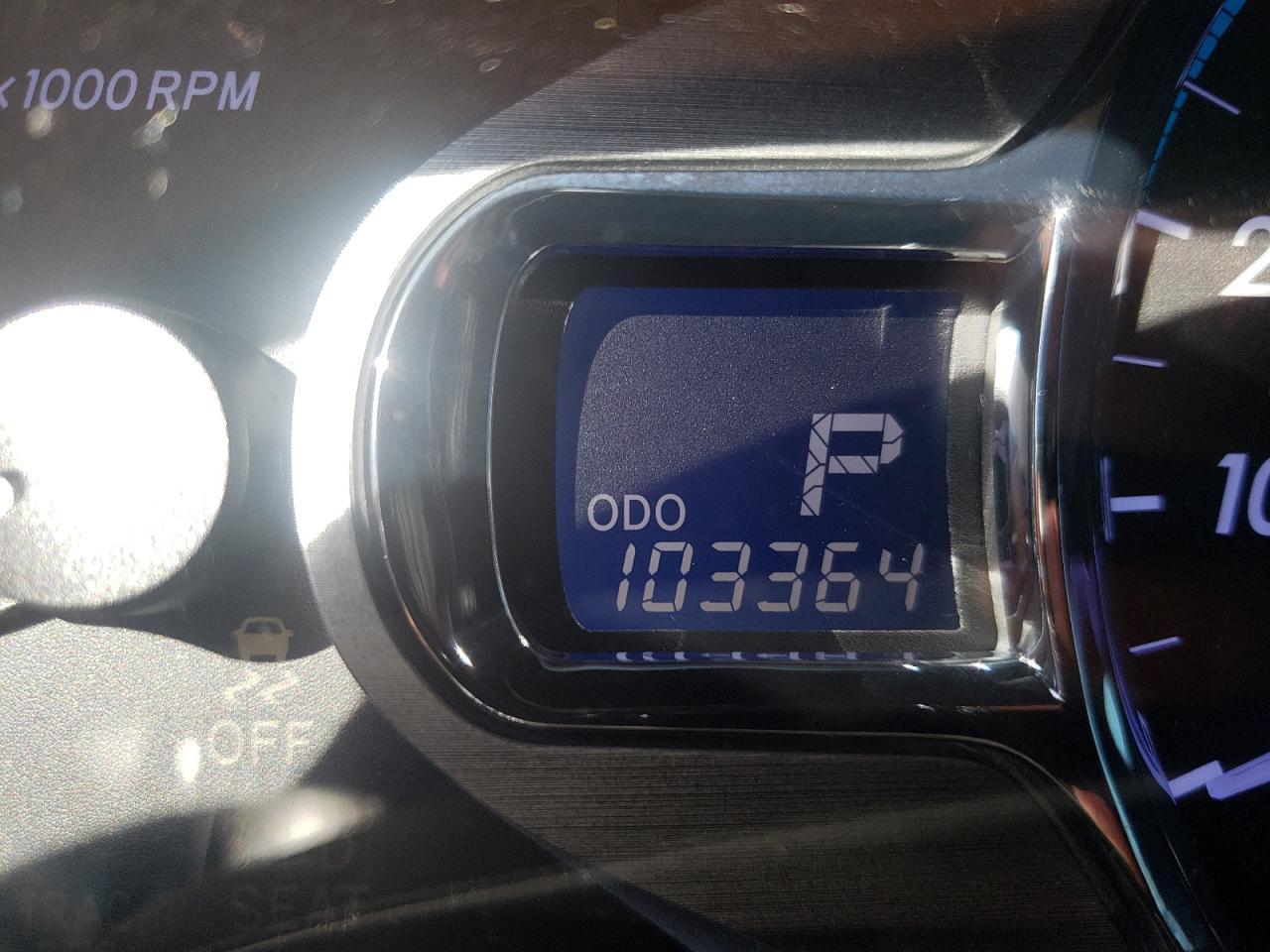 Photo 8 from auction – 2011 TOYOTA SIENNA XLE with VIN 5TDYK3DC3BS038289