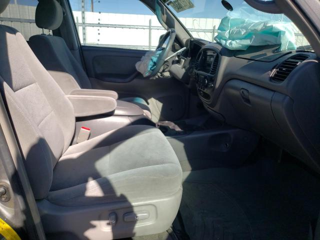 Photo 5 from auction – 2005 TOYOTA SEQUOIA SR with VIN 5TDBT44A55S249862