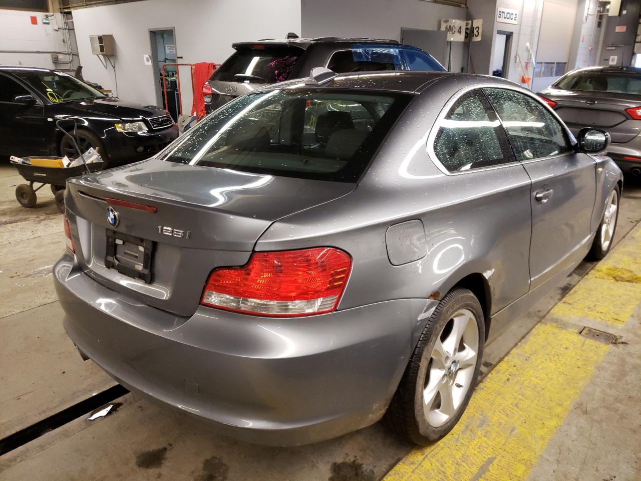 Zdjęcie 4 z aukcji – 2010 BMW 128 I z VIN WBAUP7C52AVF07600