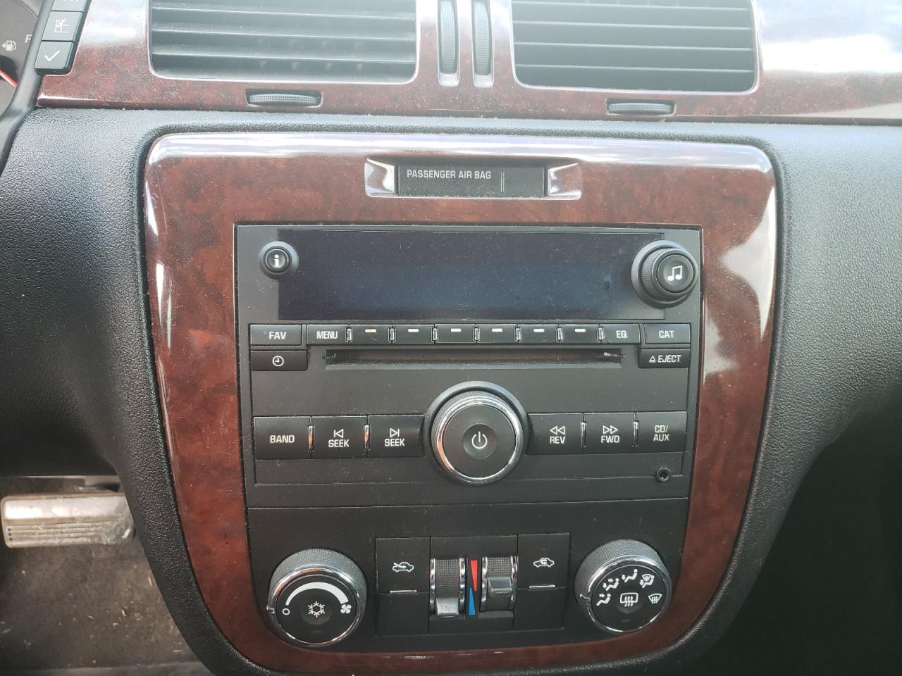 Photo 9 from auction – 2010 CHEVROLET IMPALA LS with VIN 2G1WA5EK2A1195855