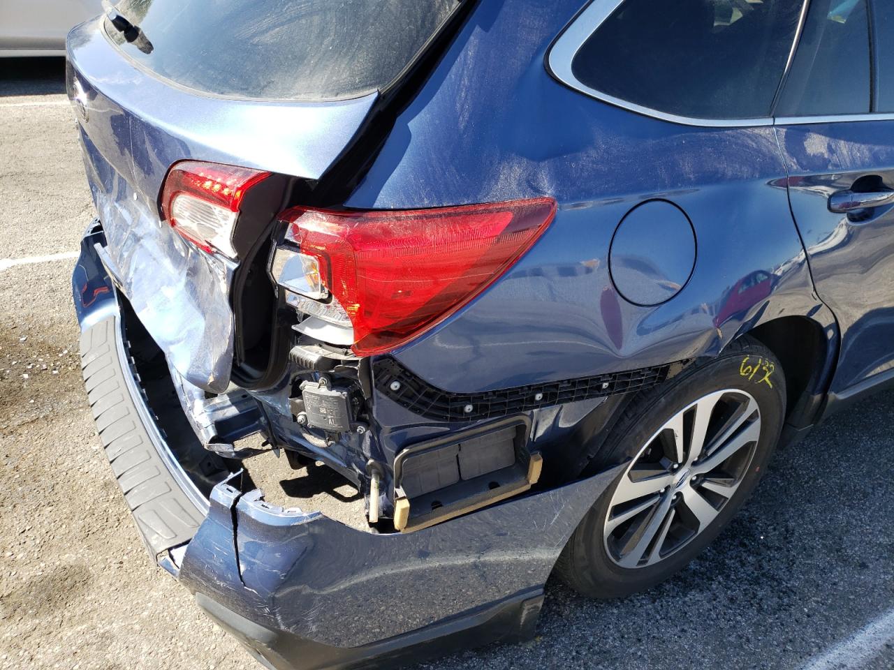 Photo 9 from auction – 2019 SUBARU OUTBACK 2. with VIN 4S4BSANC4K3301010