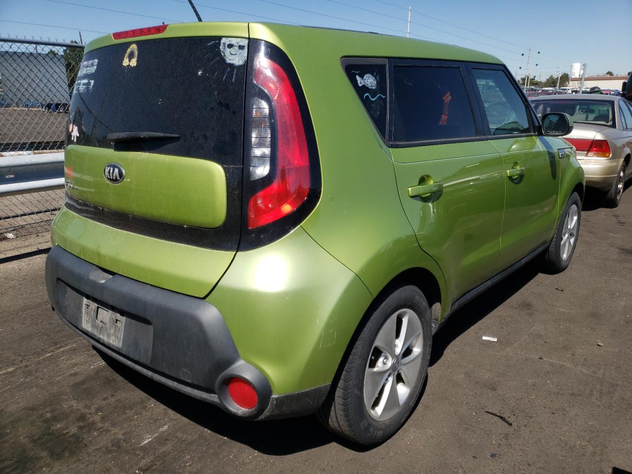 Photo 4 from auction – 2015 KIA SOUL with VIN KNDJN2A26F7765182