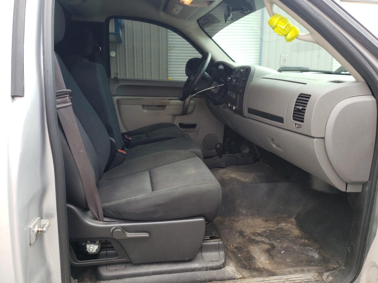 Photo 5 from auction – 2013 CHEVROLET SILVERADO with VIN 1GCNKPE00DZ291702
