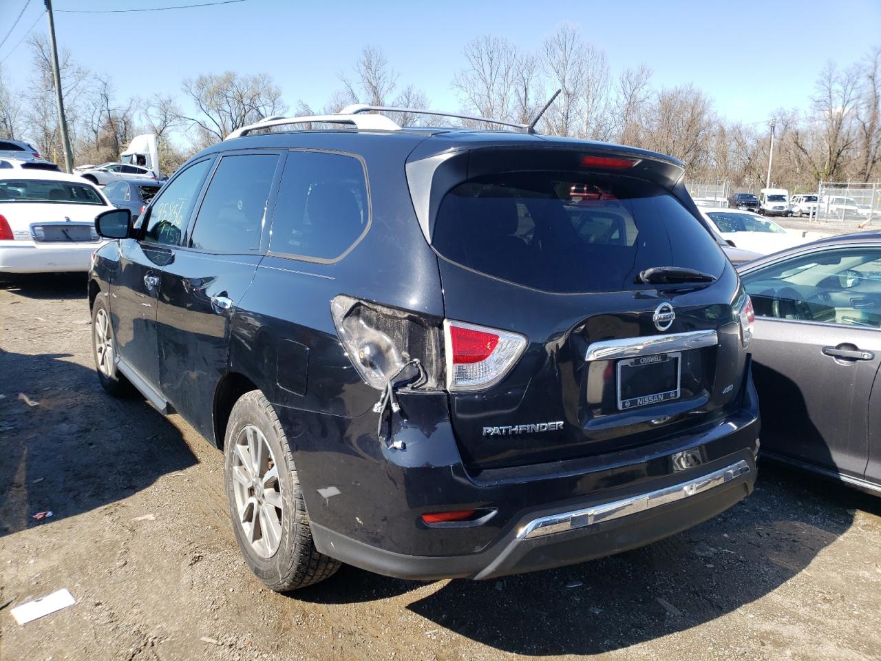 Photo 3 from auction – 2015 NISSAN PATHFINDER with VIN 5N1AR2MM5FC657852
