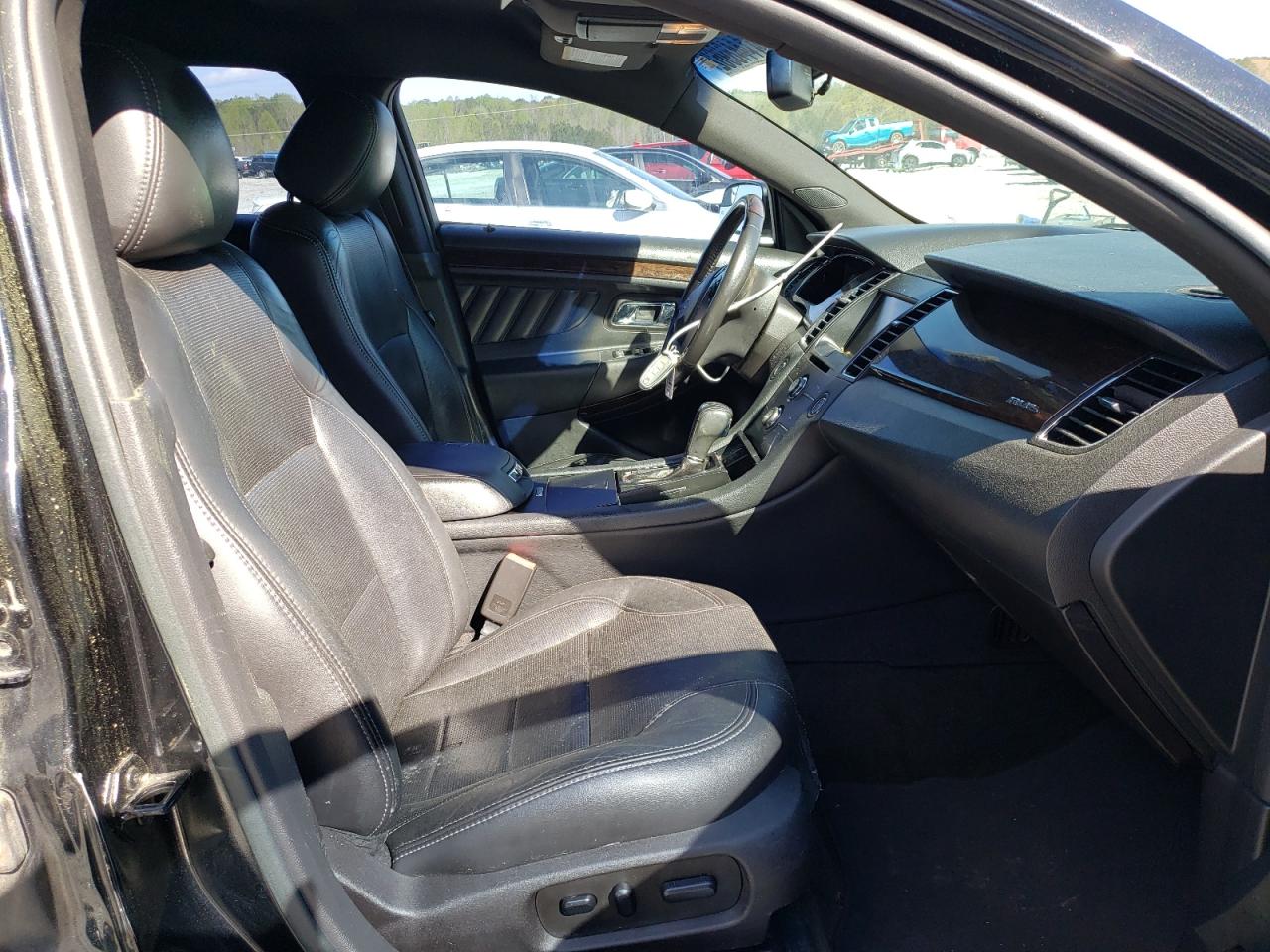 Zdjęcie 5 z aukcji – 2015 FORD TAURUS LIM z VIN 1FAHP2F87FG101372