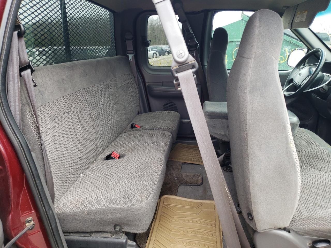 Photo 6 from auction – 1999 FORD F150 with VIN 2FTRX18W5XCB15178