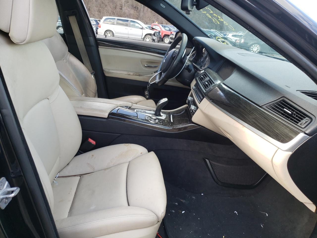 Photo 5 from auction – 2013 BMW 550 XI with VIN WBAFU9C53DDY72582
