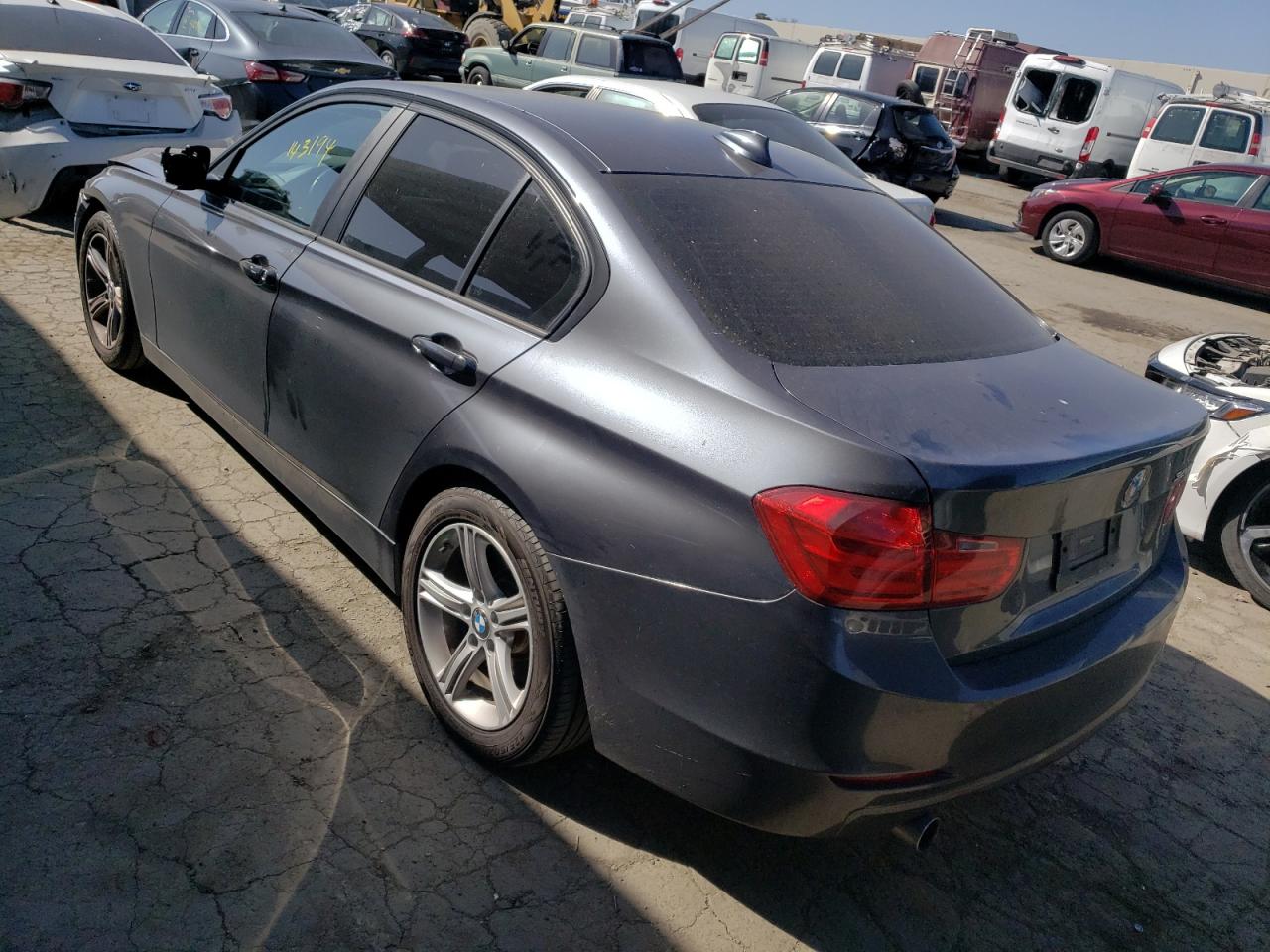 Photo 3 from auction – 2013 BMW 320 I with VIN WBA3B1C5XDK128385