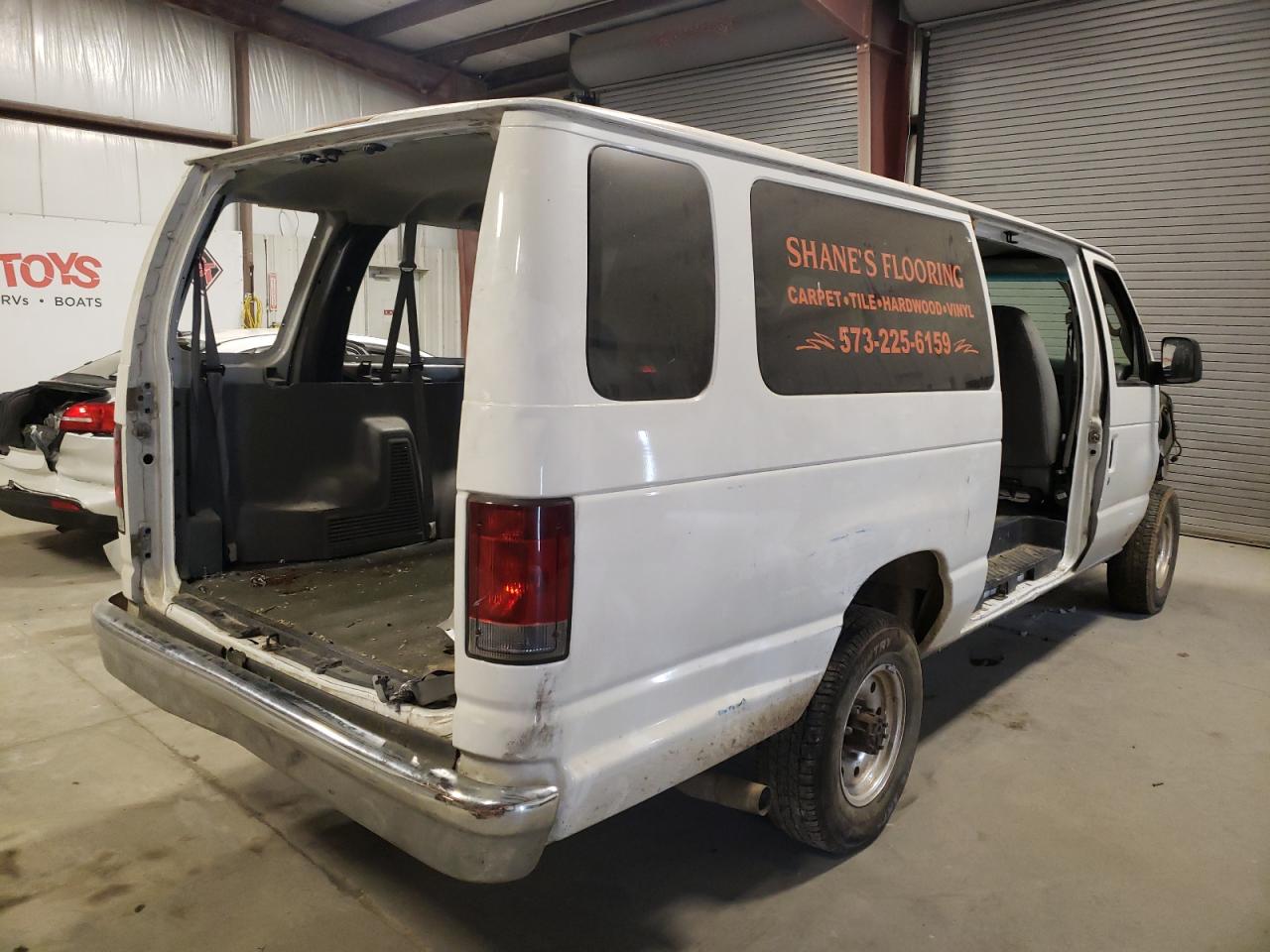 Photo 4 from auction – 2007 FORD ECONOLINE with VIN 1FBSS31L87DA54974
