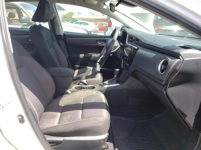 Photo 5 from auction – 2017 TOYOTA COROLLA LE with VIN 5YFBPRHEXHP720237