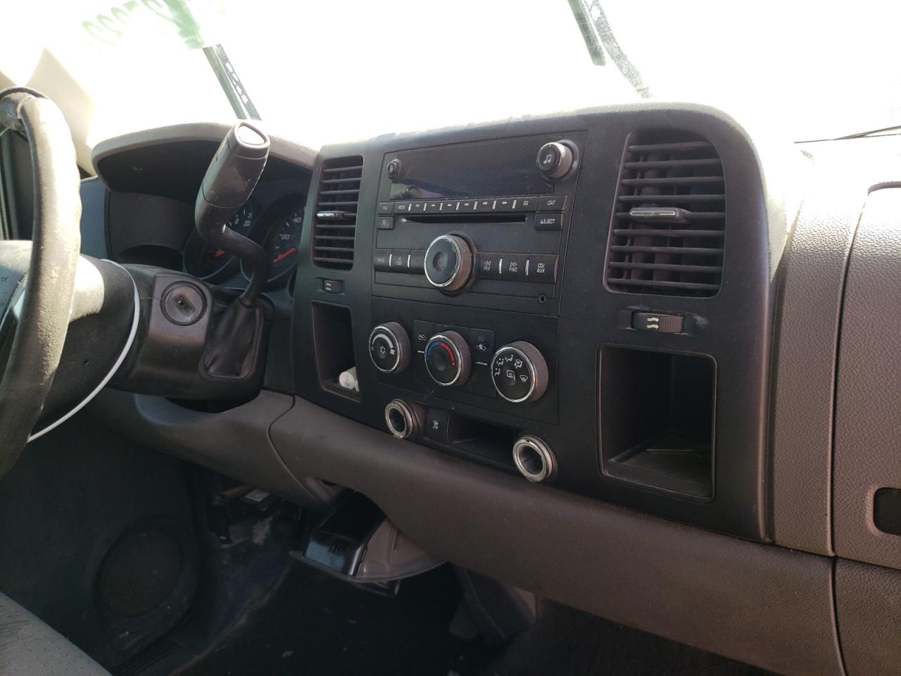 Photo 9 from auction – 2008 CHEVROLET SILVERADO with VIN 2GCEC13C281103719