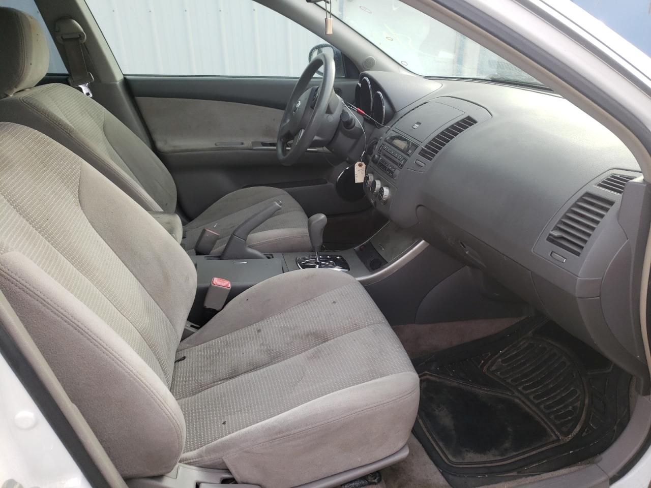 Photo 5 from auction – 2005 NISSAN ALTIMA S with VIN 1N4AL11D25C359767