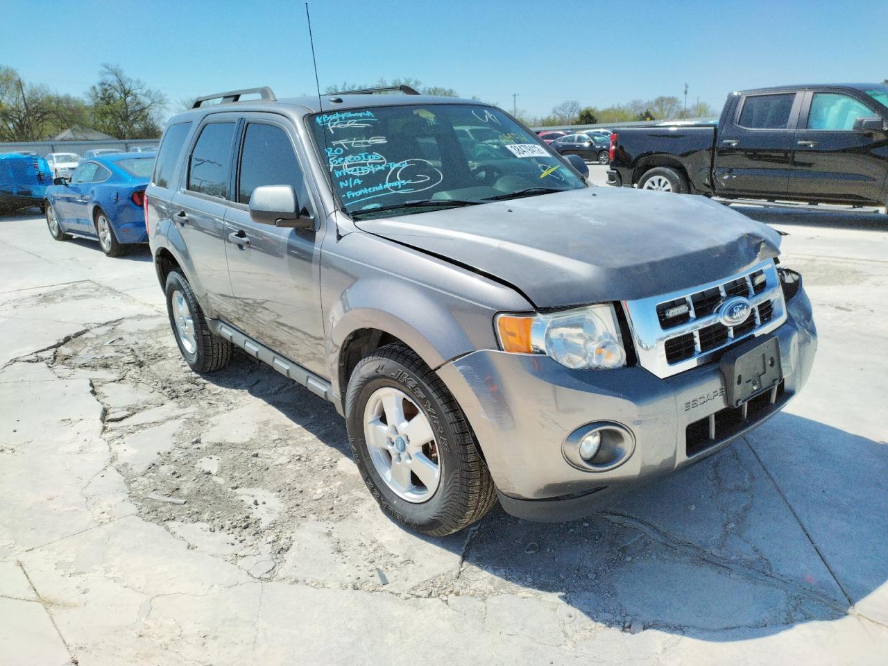 FORD ESCAPE XLT 2011 with VIN 1FMCU9DG9BKA69561 - Photo from auction