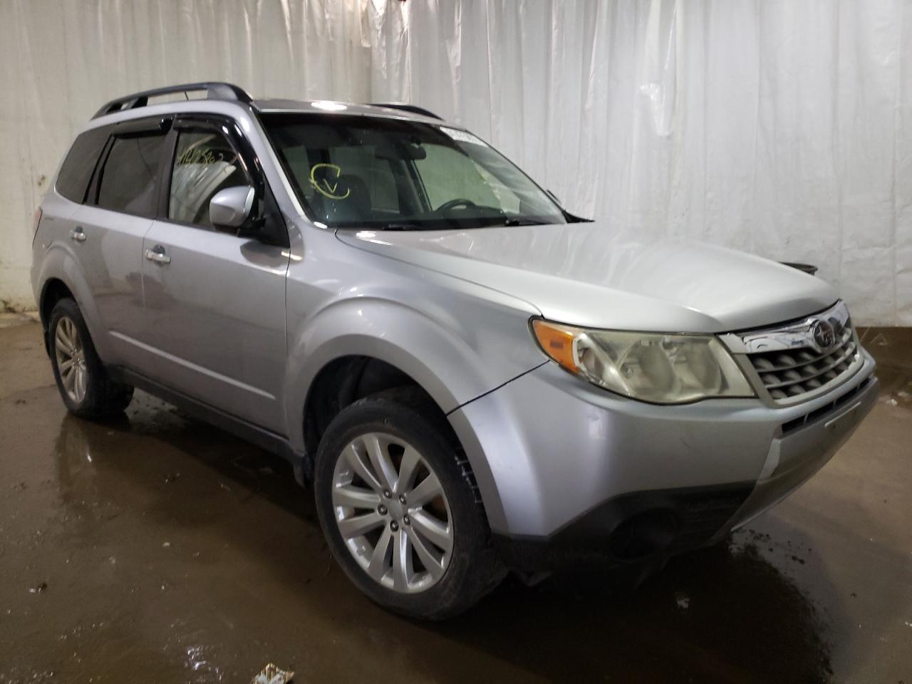 SUBARU FORESTER 2 2013 with VIN JF2SHADC5DG424980 - Photo from auction