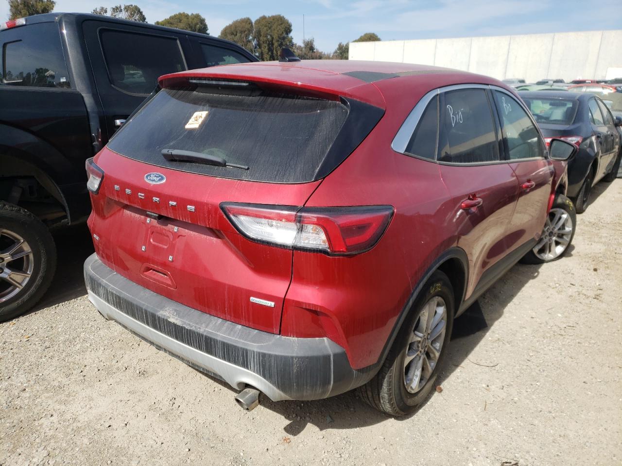 Photo 4 from auction – 2020 FORD ESCAPE SE with VIN 1FMCU0G66LUA78626