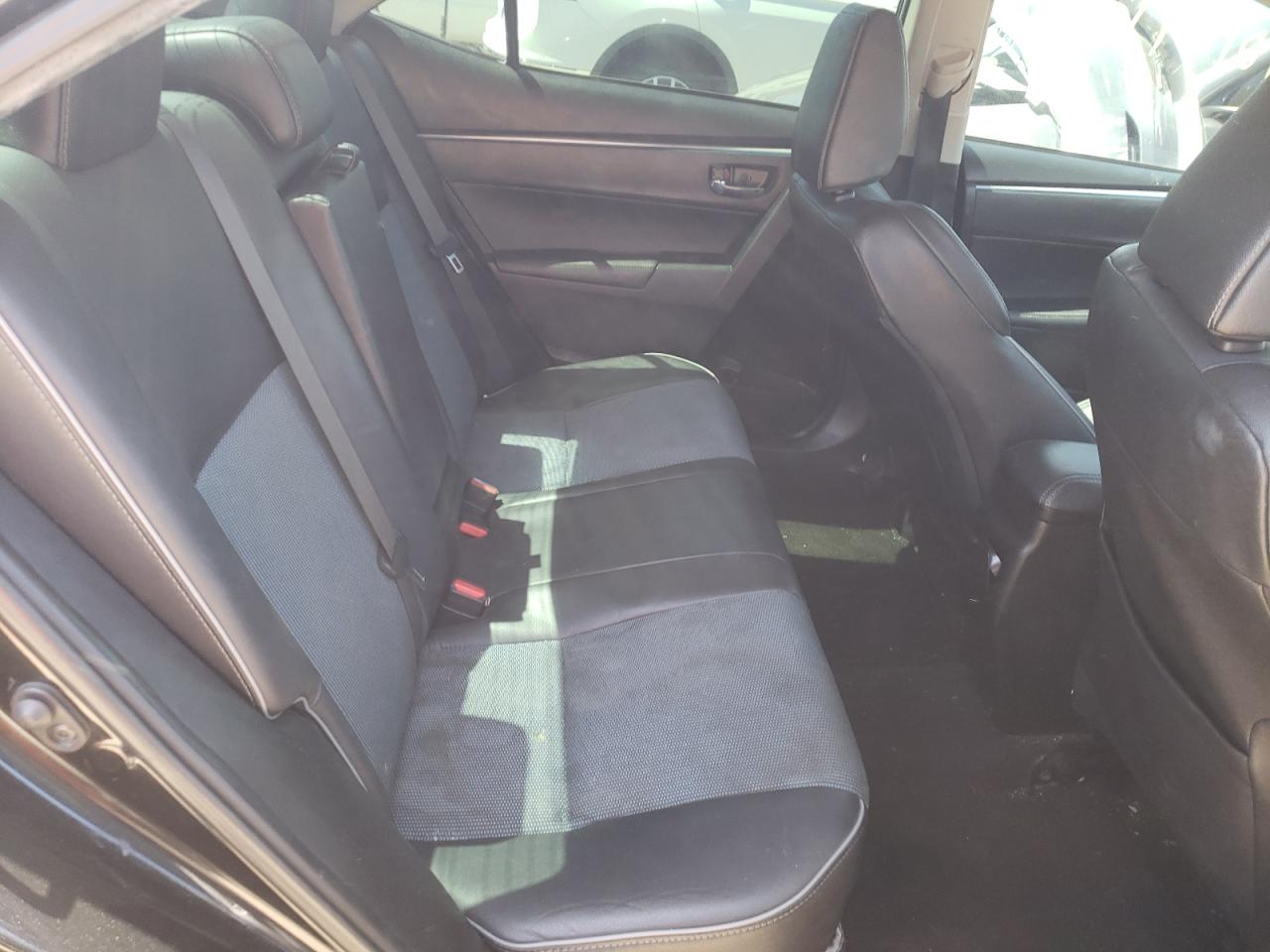 Photo 6 from auction – 2015 TOYOTA COROLLA L with VIN 5YFBURHE5FP354290