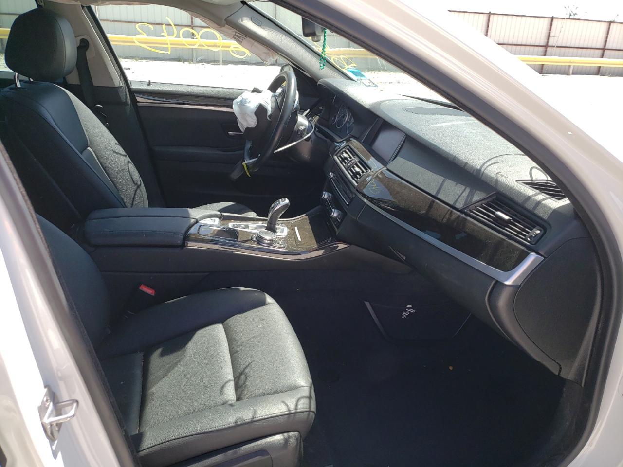 Photo 5 from auction – 2016 BMW 528 I with VIN WBA5A5C50GD526474