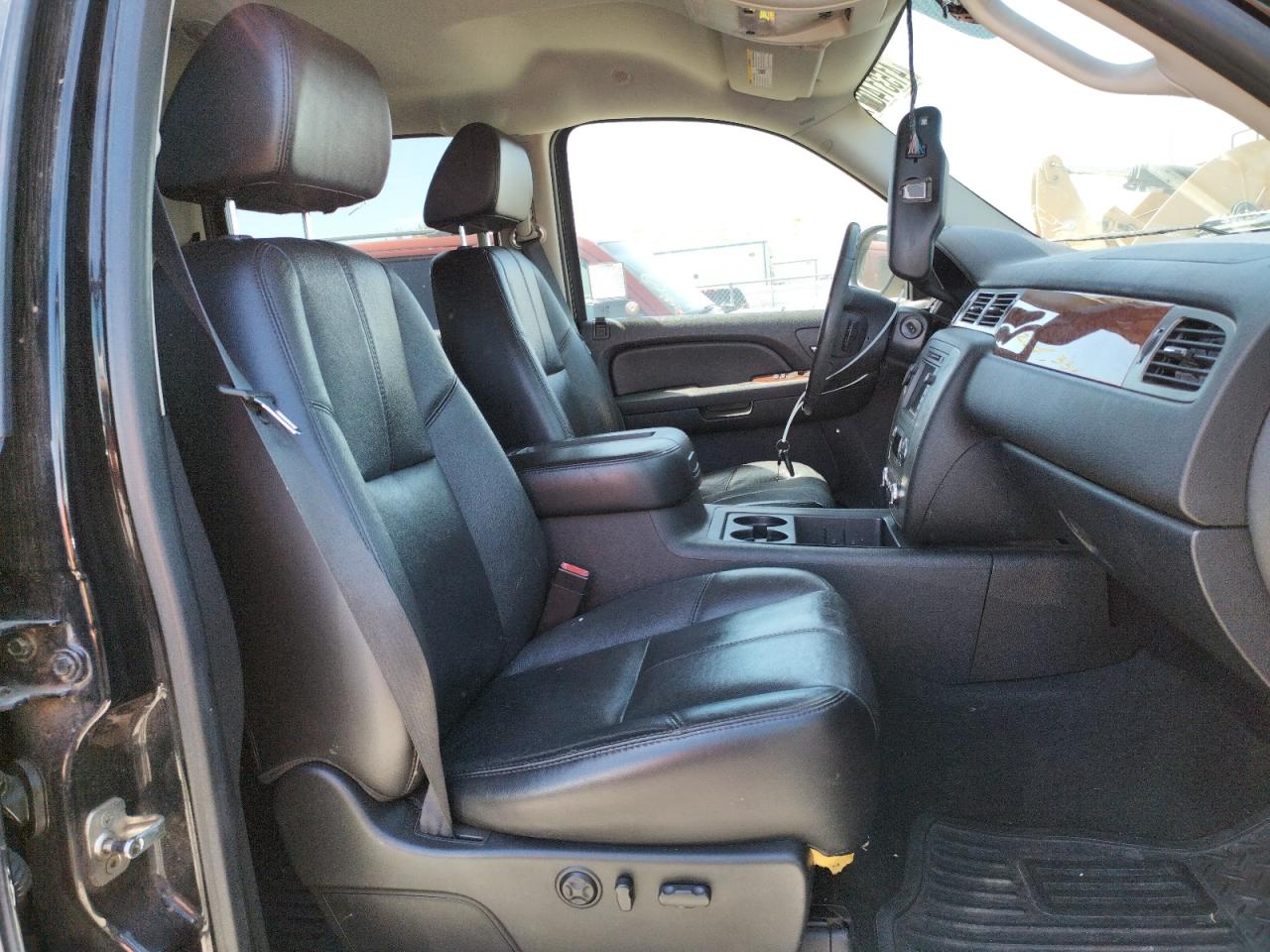 Photo 5 from auction – 2007 GMC NEW SIERRA with VIN 2GTEC13J871564646