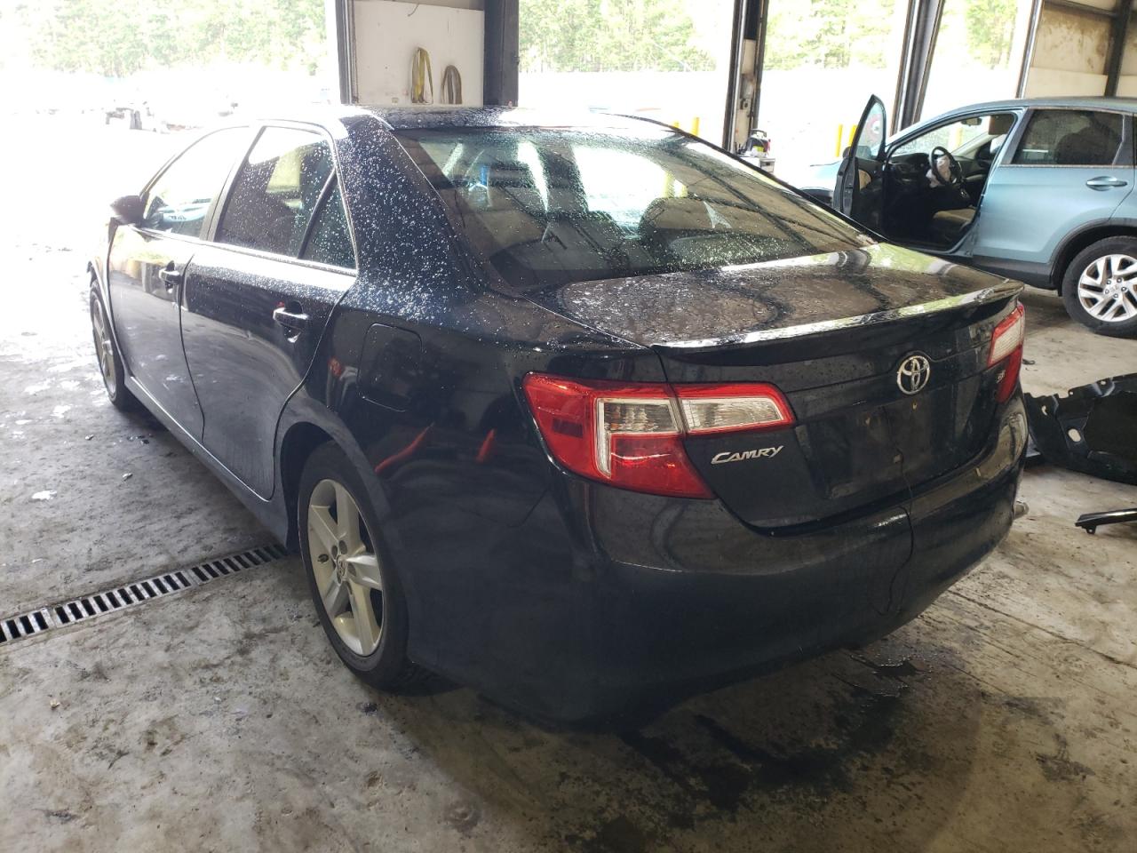 Photo 3 from auction – 2012 TOYOTA CAMRY BASE with VIN 4T1BF1FK0CU080172