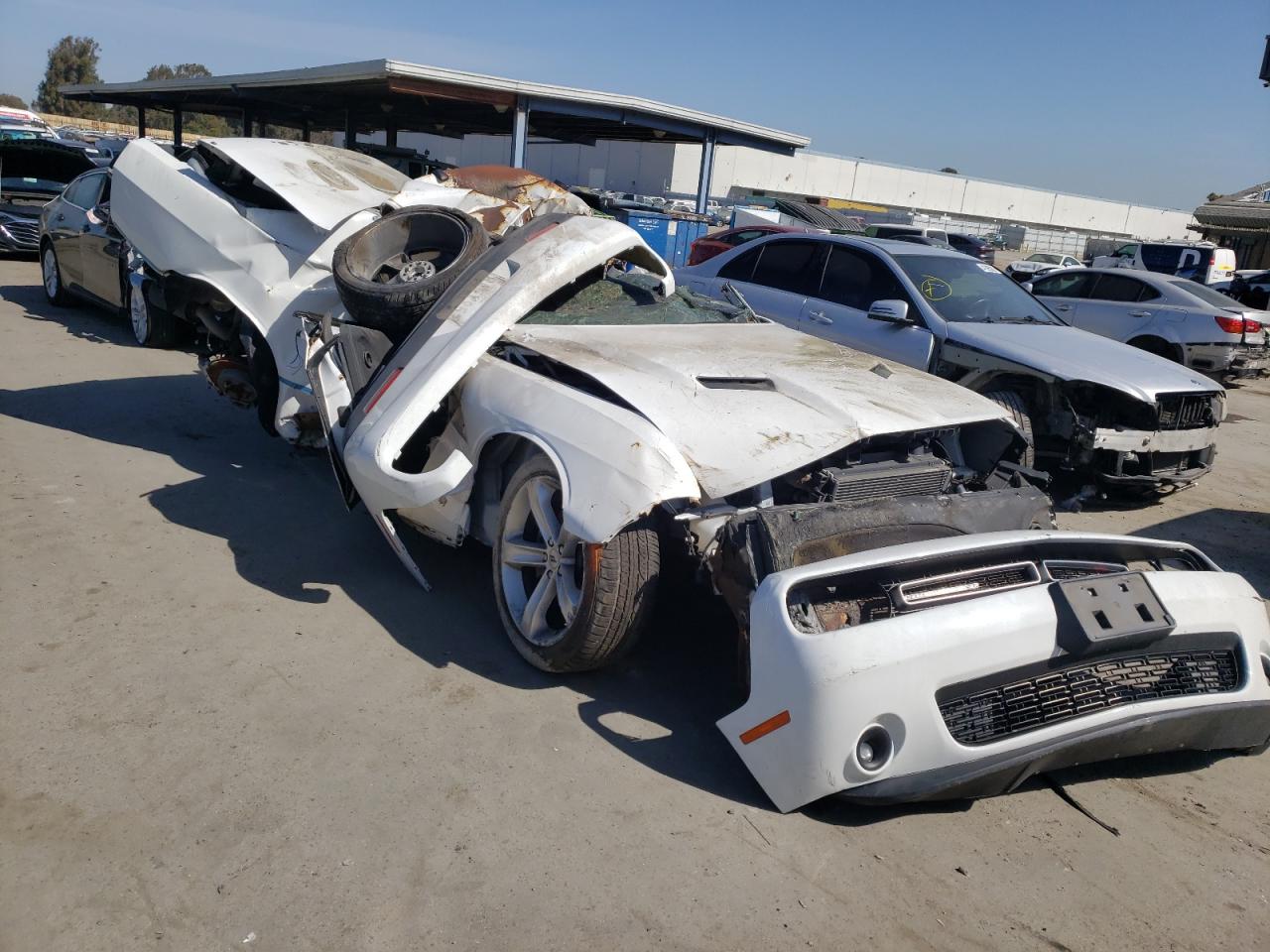 DODGE CHALLENGER 2018 with VIN 2C3CDZBT2JH209285 - Photo from auction