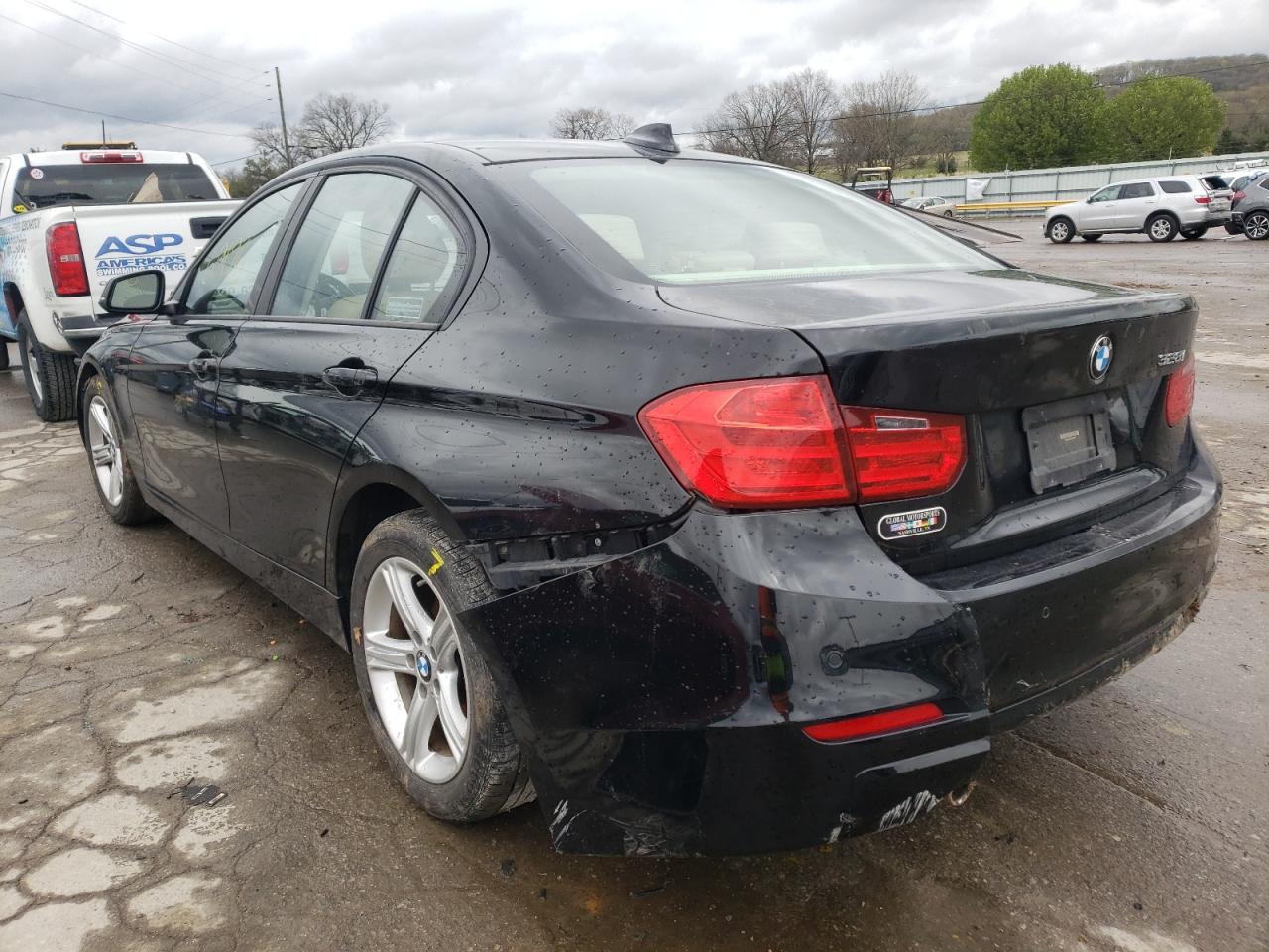 Photo 3 from auction – 2013 BMW 328 I with VIN WBA3A5C52DJ462099