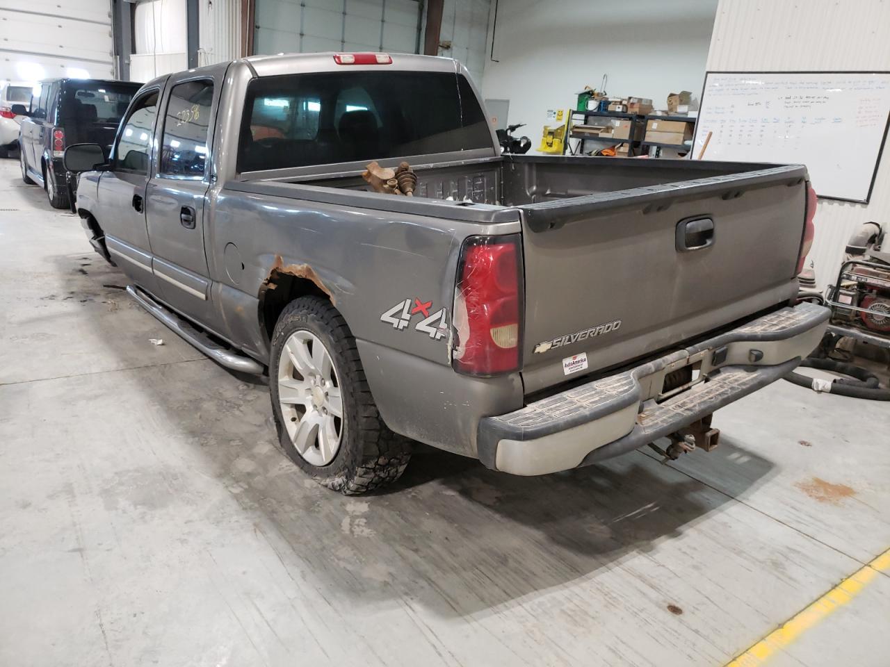 Photo 3 from auction – 2007 CHEVROLET SILVERADO with VIN 2GCEK13V371179632