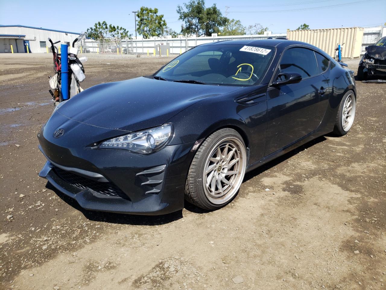 Photo 2 from auction – 2017 TOYOTA 86 BASE with VIN JF1ZNAA11H9700547