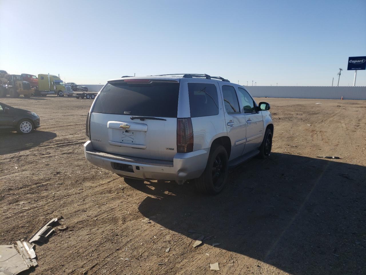 Photo 4 from auction – 2010 CHEVROLET TAHOE C150 with VIN 1GNMCBE38AR243342