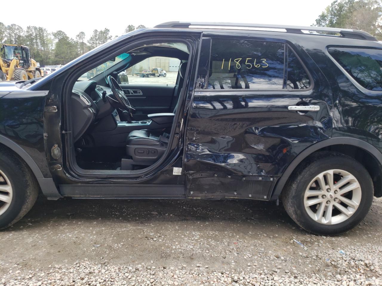 Photo 9 from auction – 2012 FORD EXPLORER X with VIN 1FMHK7D9XCGA06782