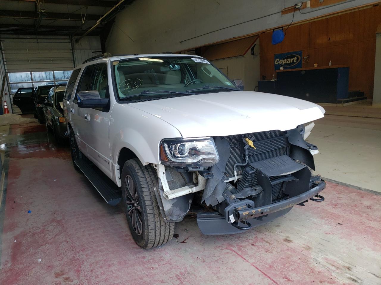 Photo 1 from auction – 2015 LINCOLN NAVIGATOR with VIN 5LMJJ2JT0FEJ07169