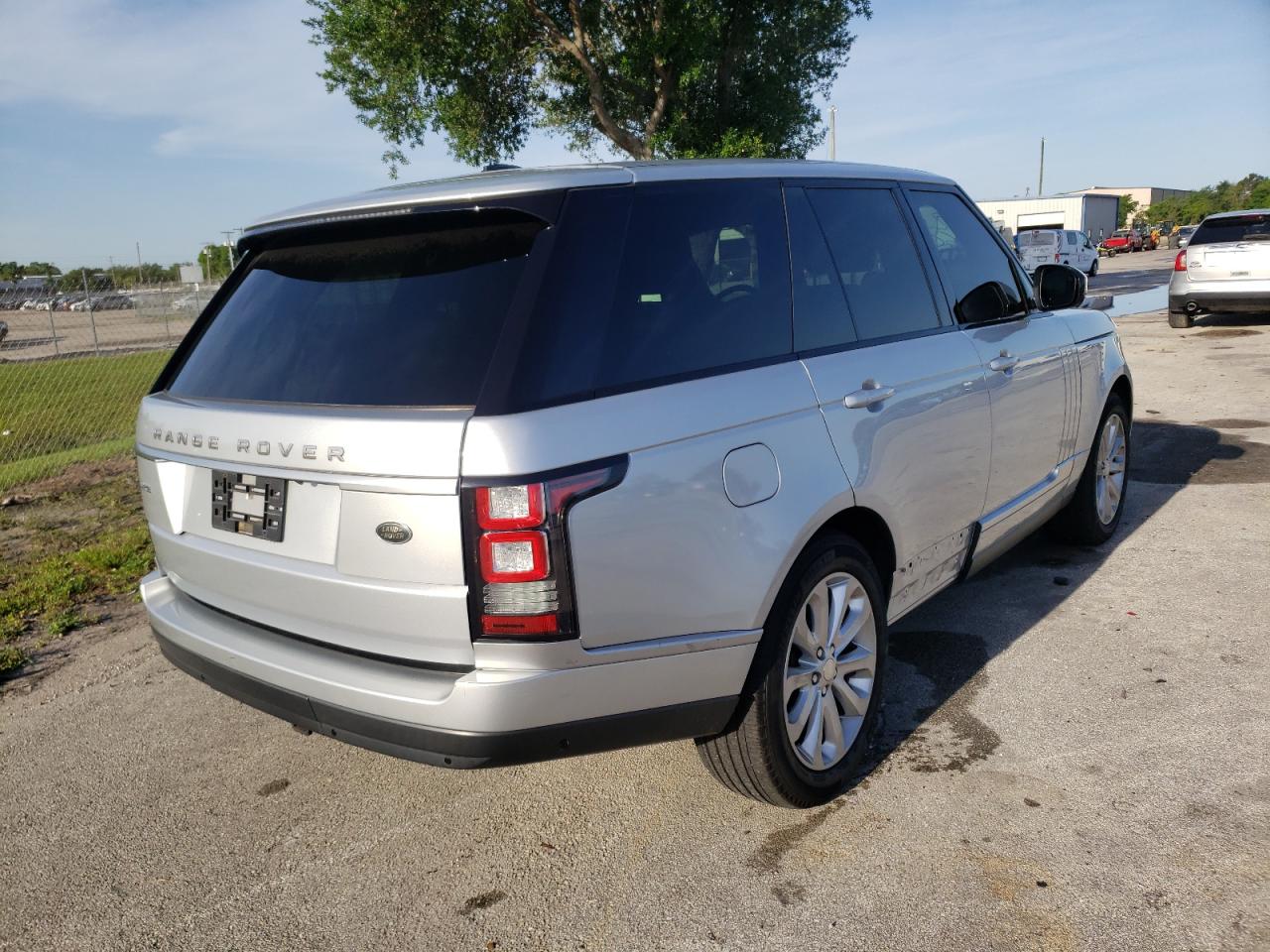 Photo 4 from auction – 2014 LAND ROVER RANGE ROVE with VIN SALGS2WF0EA161779