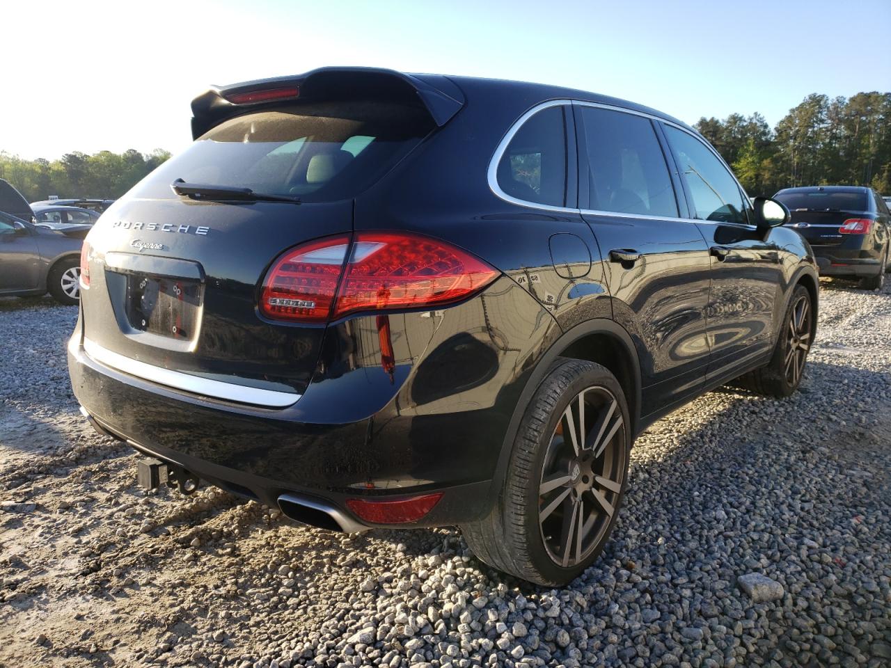 Photo 4 from auction – 2014 PORSCHE CAYENNE with VIN WP1AA2A24ELA95132