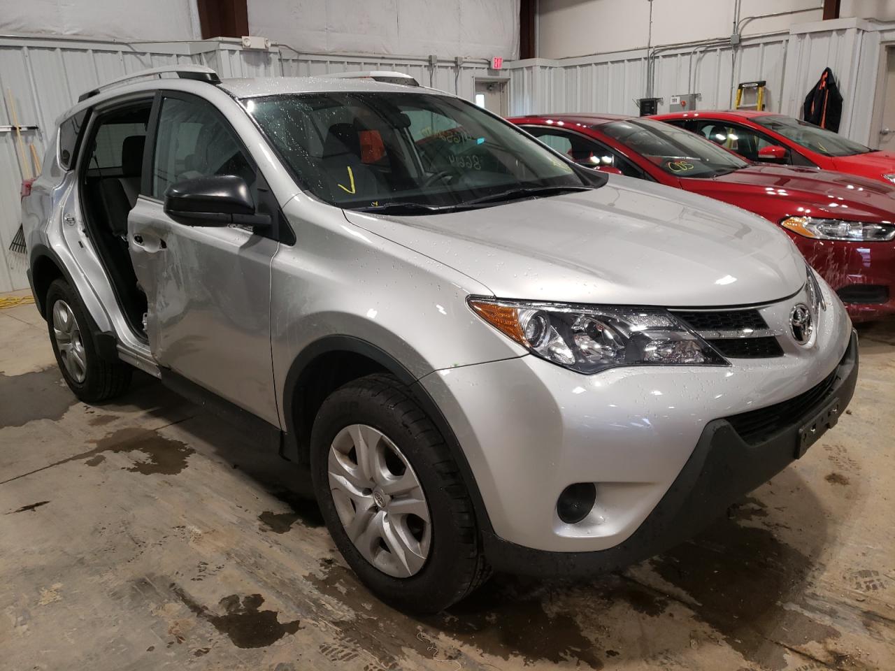 TOYOTA RAV4 LE 2013 with VIN 2T3BFREV7DW122985 - Photo from auction