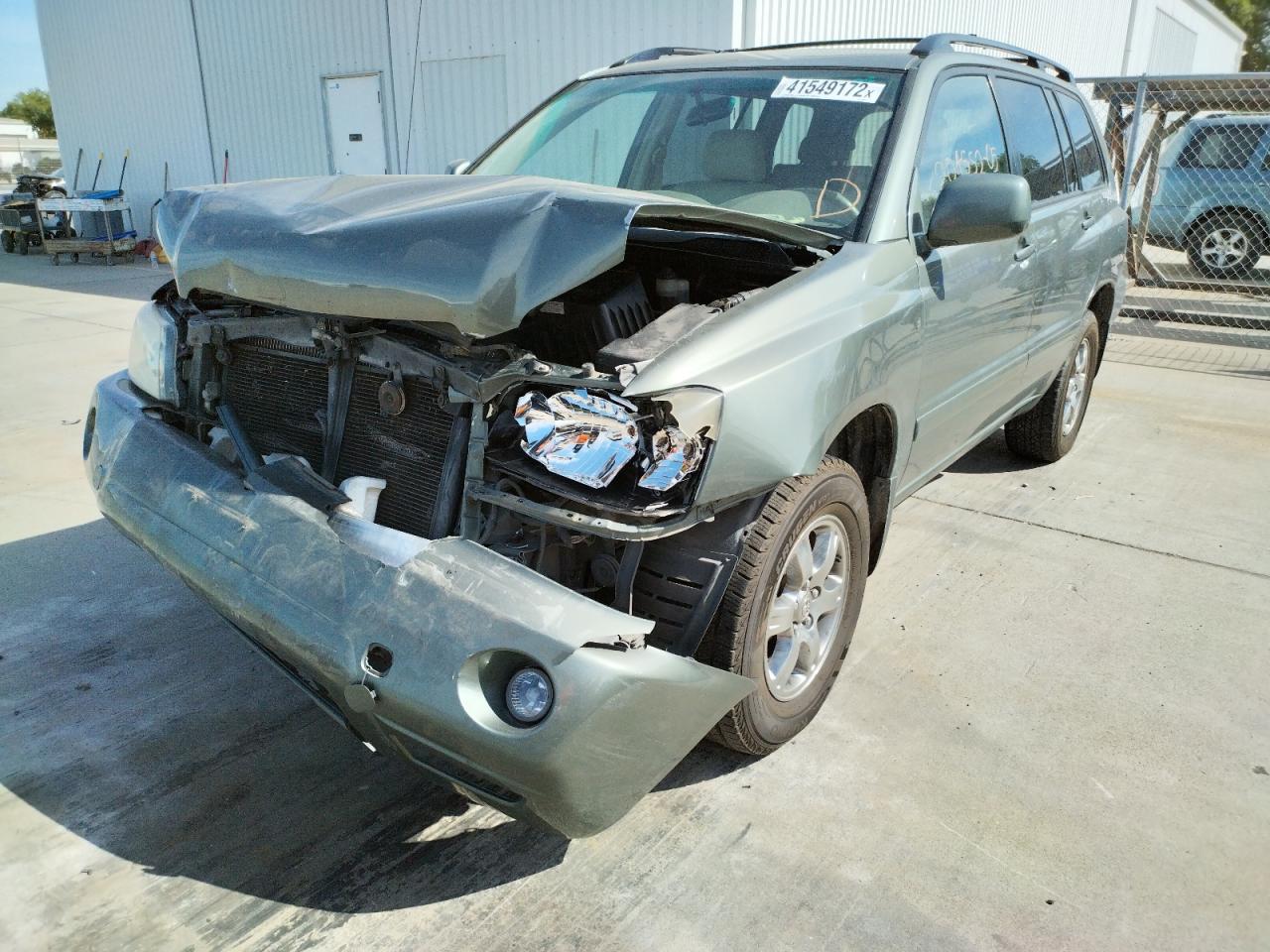 Photo 2 from auction – 2005 TOYOTA HIGHLANDER with VIN JTEEP21AX50089177