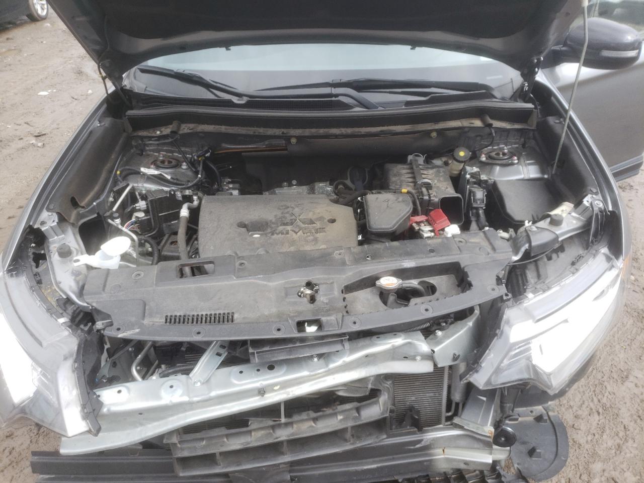 Photo 7 from auction – 2020 MITSUBISHI OUTLANDER with VIN JA4AZ3A35LZ040864