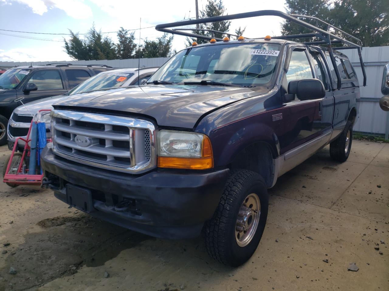 Photo 2 from auction – 2003 FORD F250 SUPER with VIN 1FTNX21L33EA96199