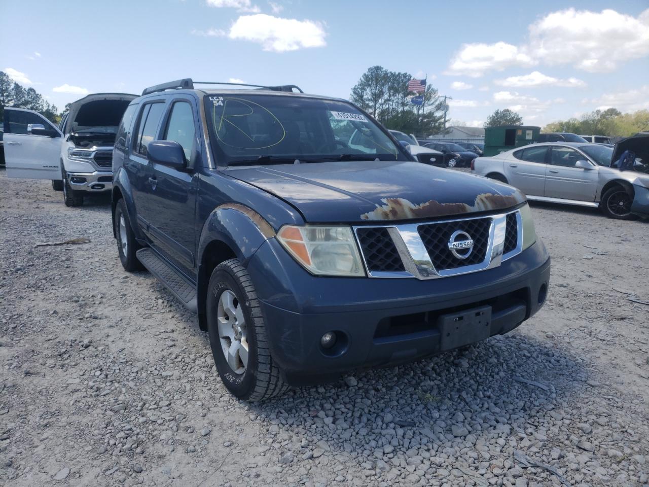 NISSAN PATHFINDER 2005 with VIN 5N1AR18U35C779211 - Photo from auction