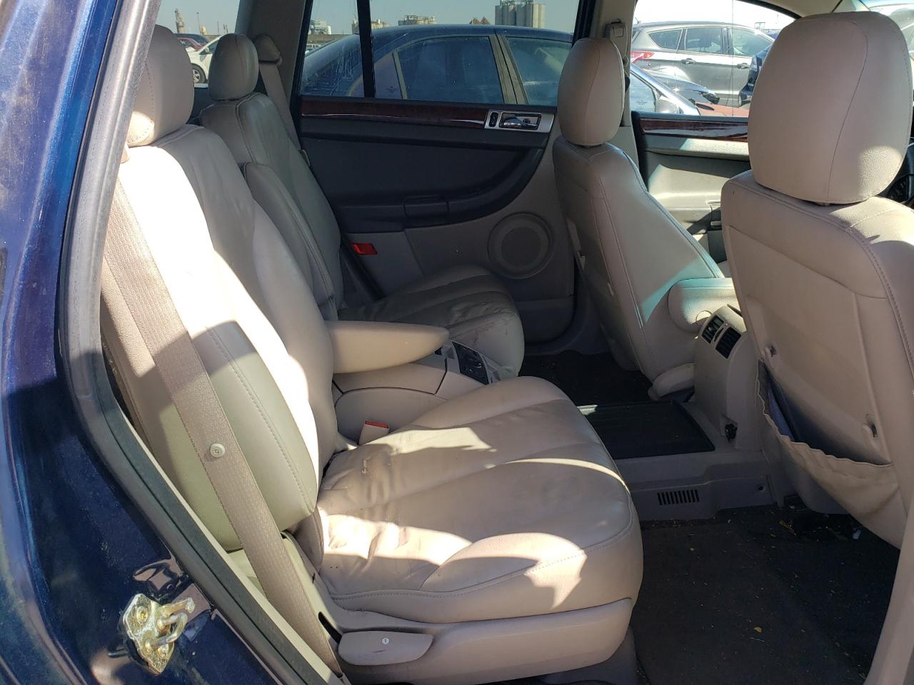Photo 6 from auction – 2005 CHRYSLER PACIFICA T with VIN 2C4GM68495R568774