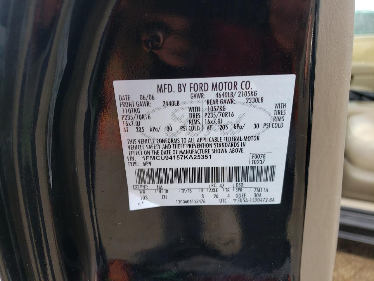 Photo 10 from auction – 2007 FORD ESCAPE LIM with VIN 1FMCU94157KA25351